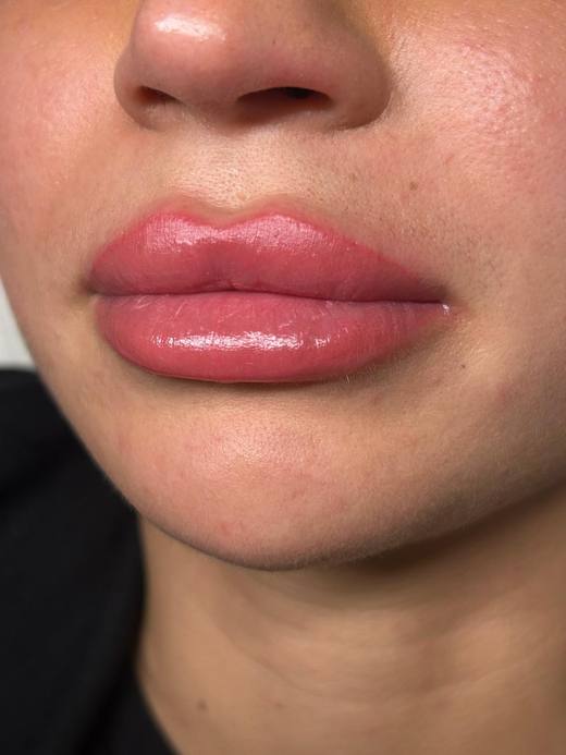 Lèvres — dégradé rose corail